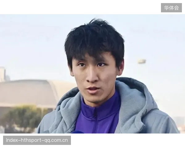 谢维军：从“小球王”到国家队的新征程——2023年十月，中国足球新星登顶